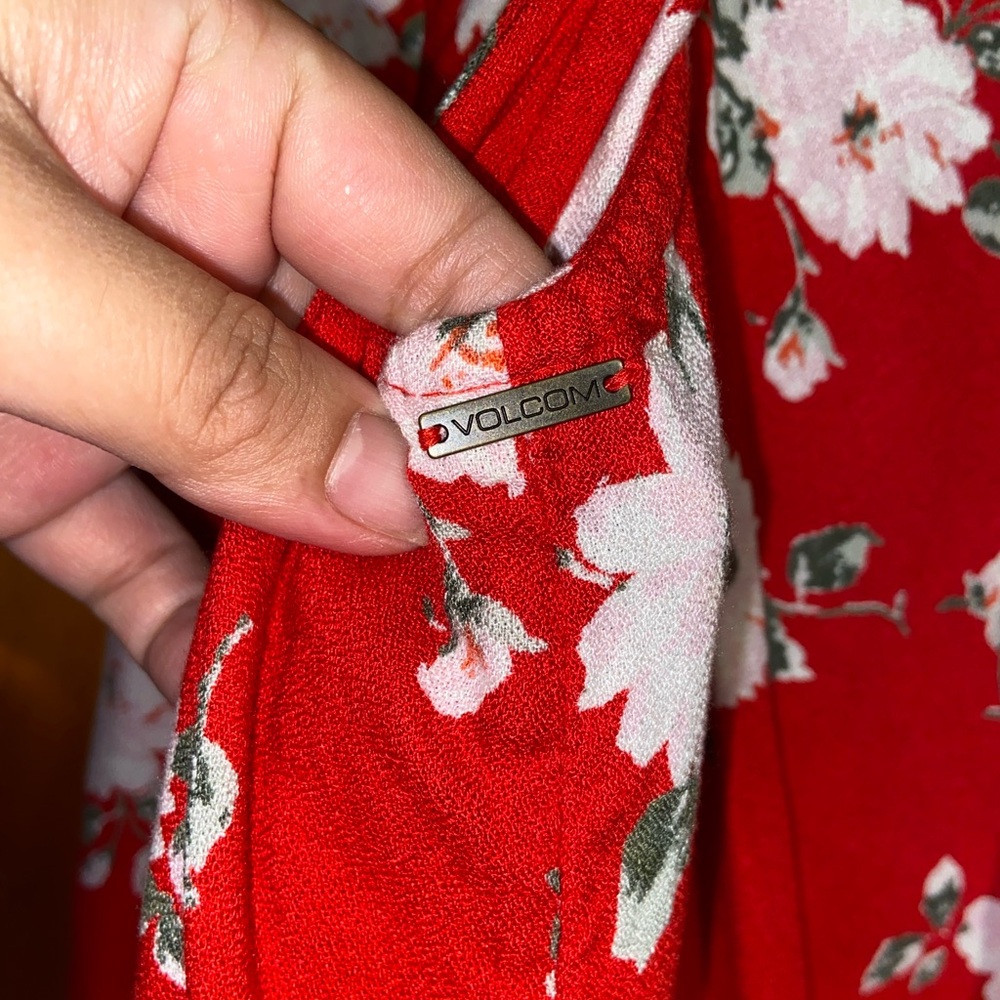 Red Volcom romper - Picture 4 of 5